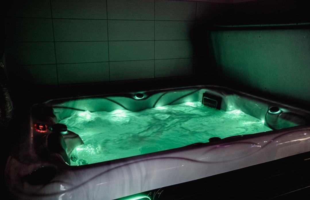 Spa De La Quarterelle Love Room 88 Vosges Remiremont Exterior foto