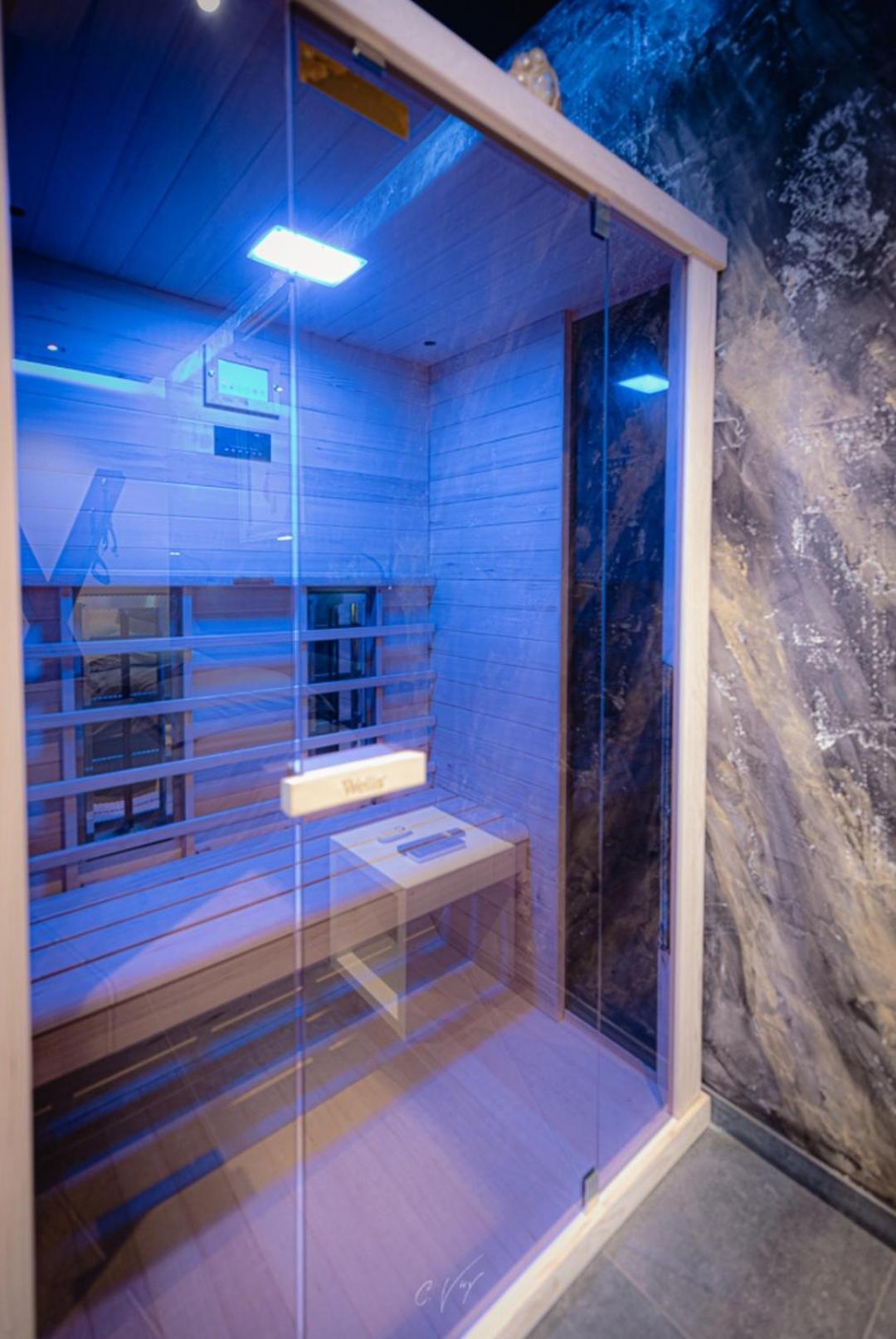 Spa De La Quarterelle Love Room 88 Vosges Remiremont Exterior foto